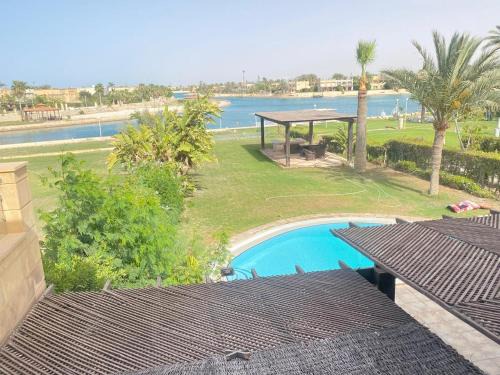 Marina El Alamein Villa | فيلا فاخرة أول صف صخري م