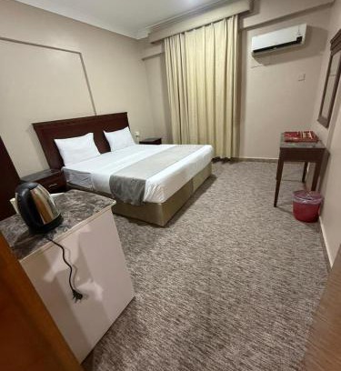 Abha Apartment | ليالي السحاب للشقق المخدومة - حي النزهه-