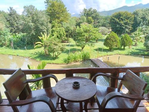 Pai House | เรือนแฝด Brook view