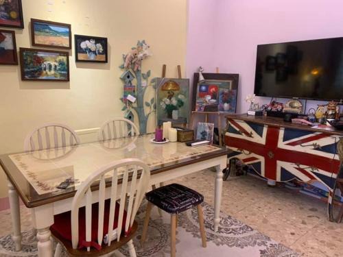 Hengchun Old Town Apartment | 墾丁旅行的家民宿