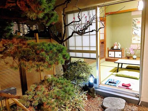 Okubo Apartment | 新宿 新大久保駅108 平米日本庭園の宿
