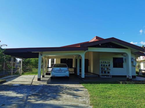 Nadi House | 机场附近的民宿roomA