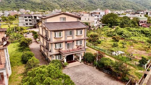 Jiaoxi House | 礁溪象園民宿