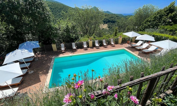 Spoleto Villa | 01 Spoleto Splash - Private pool and grounds