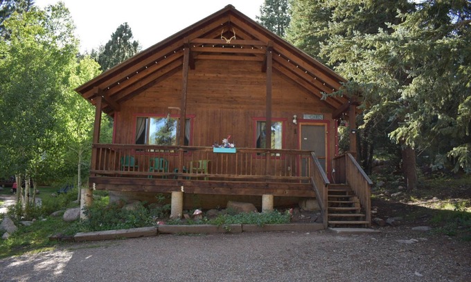 Bayfield Cabin | 01) The Fishing Lodge