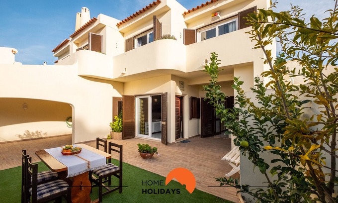 Correeira House | #015 Buganvilia by Home Holidays