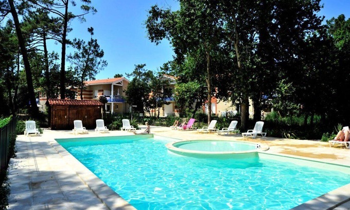 Soulac-sur-Mer Apartment | 021 - Beautiful apartment with its private garden