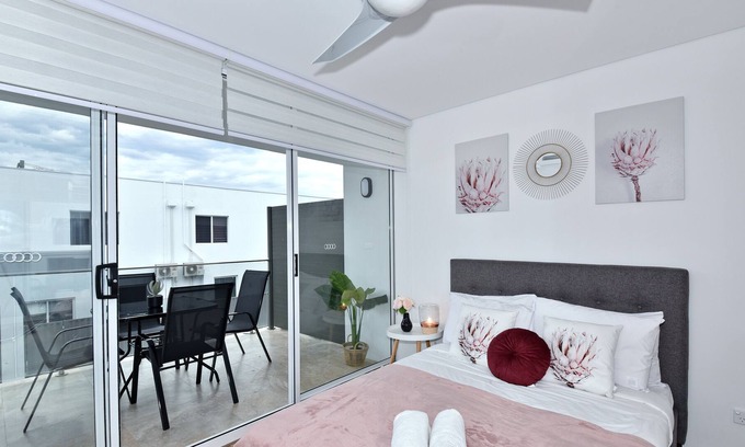 Belmont Apartment | 07 Beautiful Apartment near Perth City and Airport