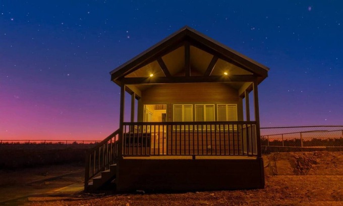 Valle Cottage | 077 Tiny Home near Grand Canyon South Rim Sleeps 8
