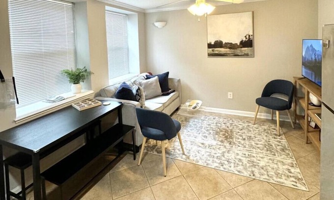 Auburn Condo | 1/1 Villa, 0.4 From Stadium, Toomers, shops and dining