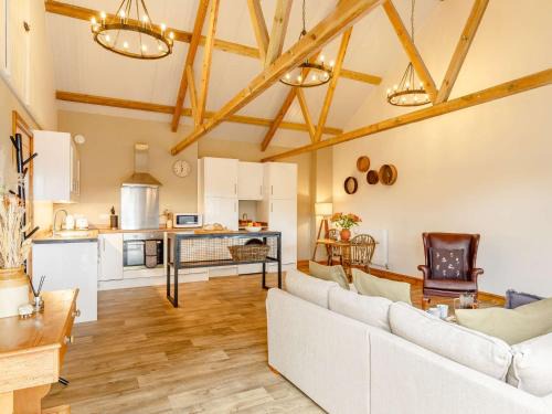 Bridgwater House | 1 Bed in Glastonbury 86979