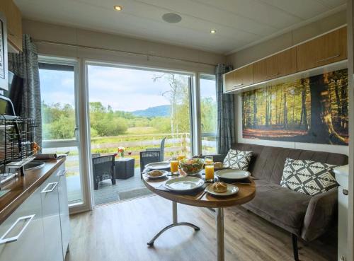 Newby Bridge Cabin | 1 Bed in Newby Bridge oc-b32970