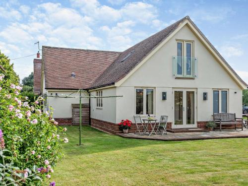New Forest District House | 1 Bed in Ringwood 93169