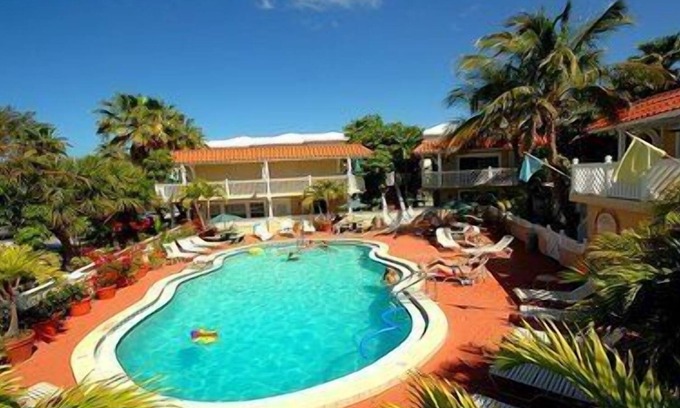 Bradenton Beach Hotel | 1 Bedroom, 1 Bathroom Deluxe. NO PETS