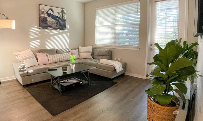 West Melbourne Apartment | 1 bedroom 1 bathroom cozy home