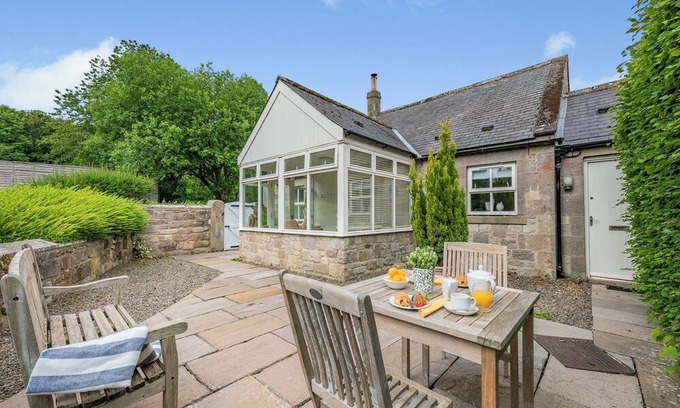 Chathill Cottage | 1 bedroom accommodation in Doxford, near Embleton