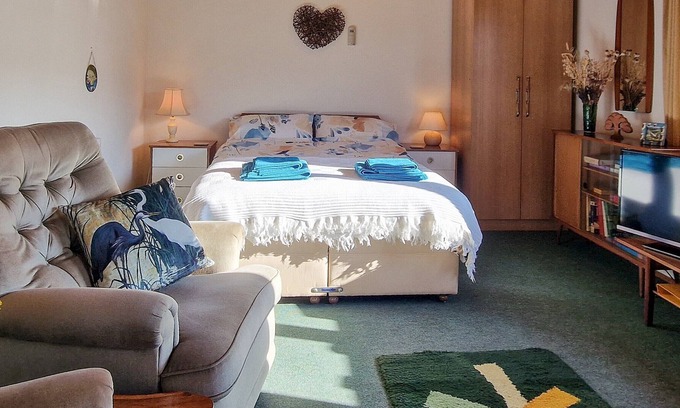 Langport Cottage | 1 bedroom accommodation in Wick, near Langport