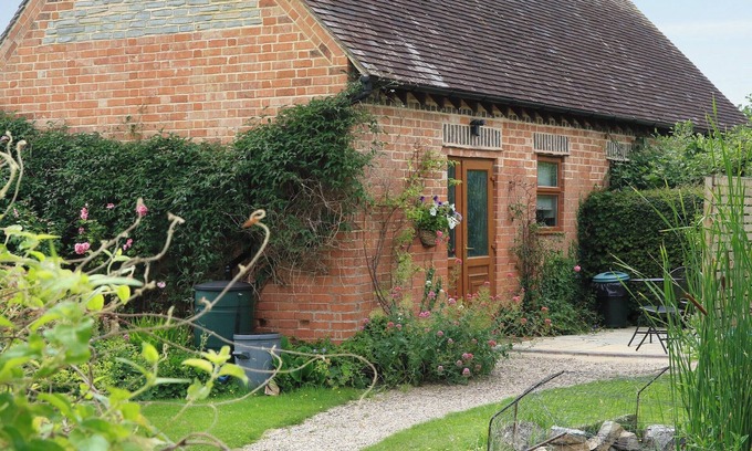 Alcester Cottage | 1 bedroom accommodation in Bidford-on-Avon, near Alcester