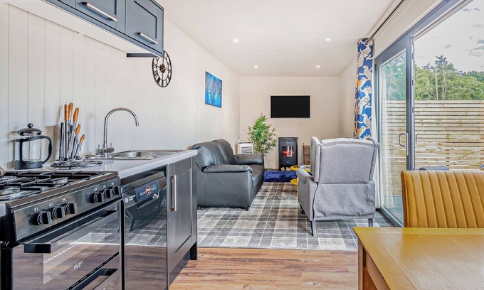 Storwood Ski Chalet | 1 bedroom accommodation in Aughton