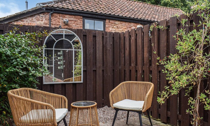 Bishops Lydeard Cottage | 1 bedroom accommodation in Bishops Lydeard, near Taunton and The Quantocks