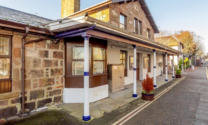 Ardgay Cottage | 1 bedroom accommodation in Ardgay, near Lairg