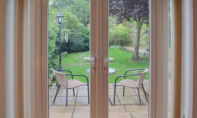 Saxthorpe Cottage | 1 bedroom accommodation in Corpusty, nr Holt
