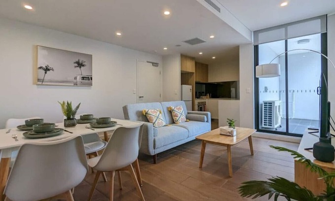 Sydney Apartment | 1 Bedroom Apartment in Heart of Campsie
