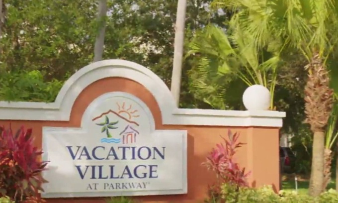 Florida Central Atlantic Coast Resort | 1 bedroom at Vacation Village at Parkway