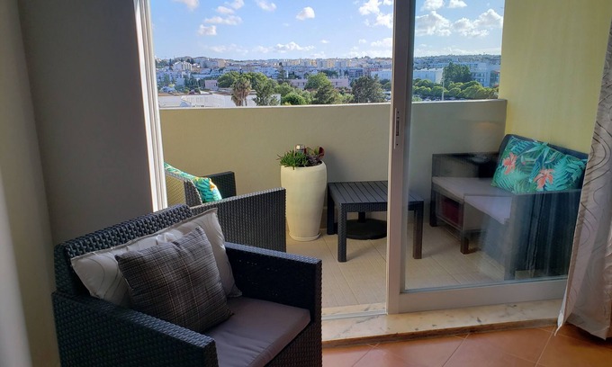 Albardeira Apartment | 1 Bedroom Condo sleeps 4 w/balcony, pool walk to Meia Praia Beach, Lagos Centre