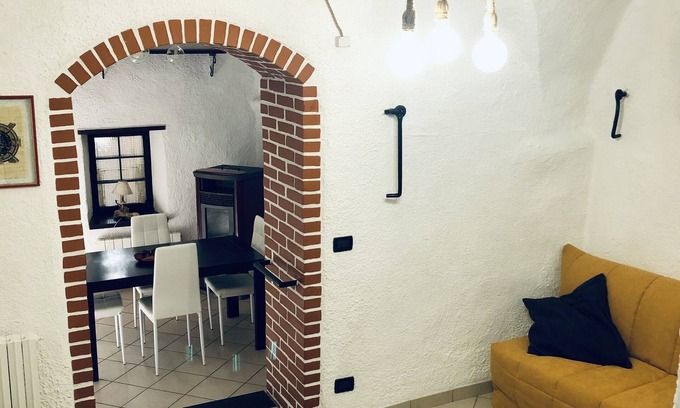 Finale Ligure Cottage | 1 Bedroom Cottage in Verzi