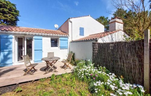 L'Epine House | 1 Bedroom Cozy Home In L'épine