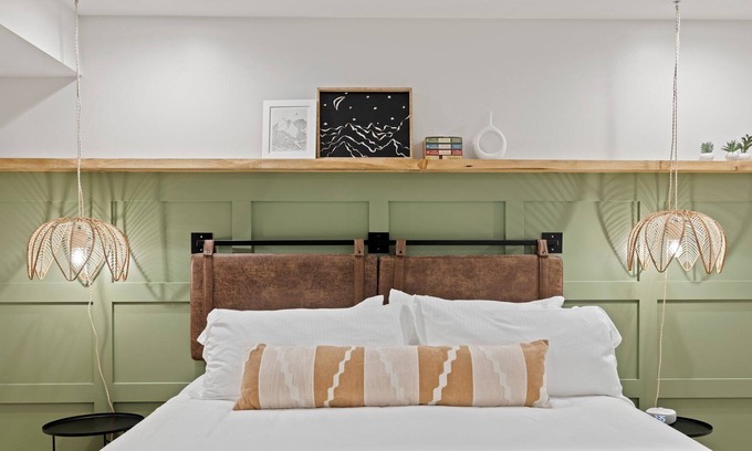 Fletcher Apartment | 1 Bedroom Luxury Studio