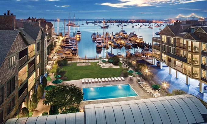 Newport Resort | 1 Bedroom Suite w/Kitchen at Newport Onshore!