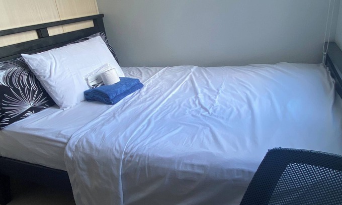 Paco Apartment | 1-bedroom with AC and WiFi in fabulous Makati