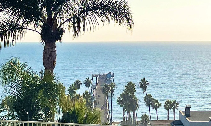 San Clemente Condo | 1 BR/2 BA Luxury Condo! Ocean & Pier Views! 4 min walk to beach!