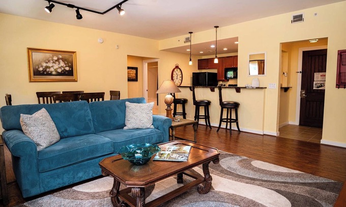 St. Augustine Condo | 1-BR private courtyard- close to entrance & pool/hot tub- near beaches