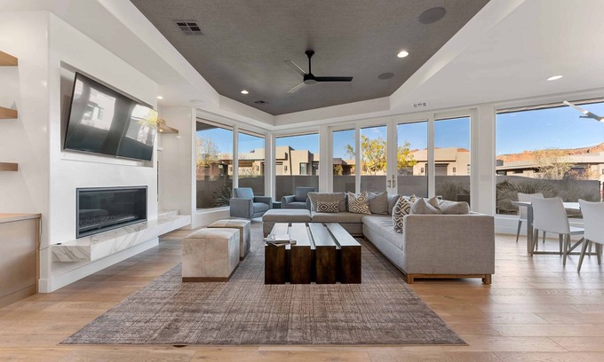 Ivins House | 1 Casa Encanto *STUNNING* Formerly on Parade of Homes