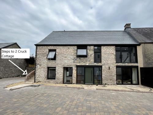 Cowbridge Apartment | 1 Cruck Cottage