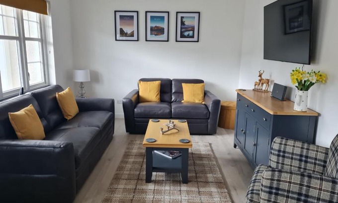 Ballater Apartment | 1 Golf Mews