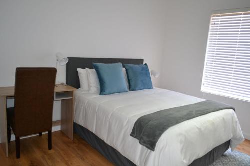 Klerksdorp House | 1 Kiaat Suites