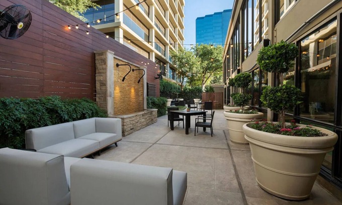 Northeast Dallas House | 1 King Room in Dallas Downtown, The Beeman Hotel, Near City Highlights