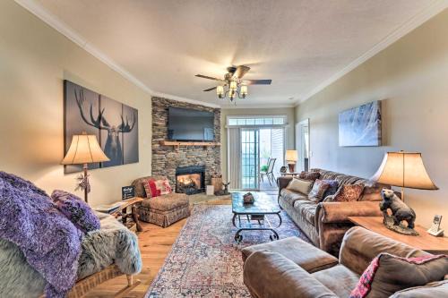 Southcrest Apartment | 1 Mi to Beech Mountain Resort Banner Elk Condo!