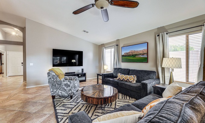Gold Canyon House | 1 Mi to Golf: Mtn-View Gem w/Patio in Gold Canyon