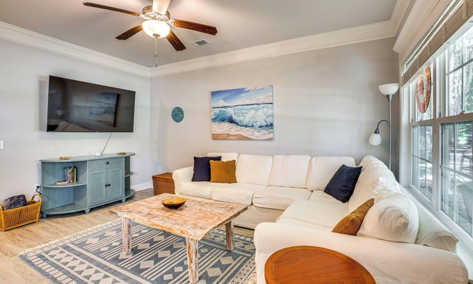Darien House | 1 Mi to Riverfront: Darien Family Home