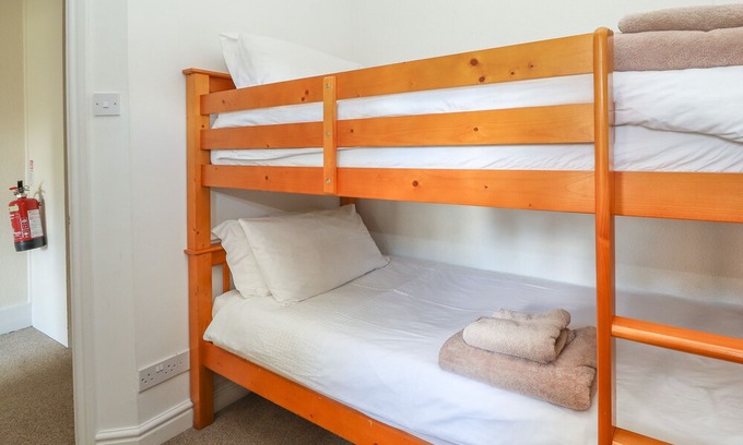 Cheshire West and Chester Cottage | 1 Organsdale Cottages, KELSALL