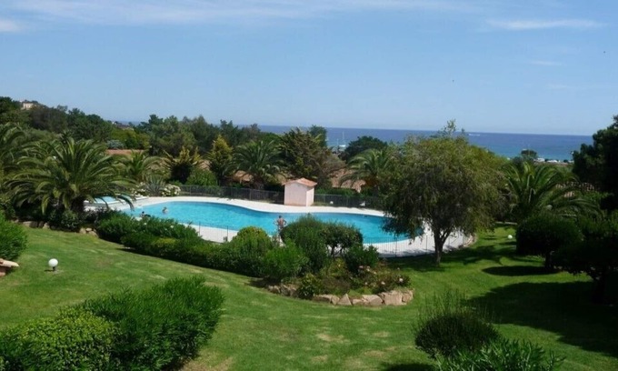 Favone House | 1 Residence Playa del Oro- Favone 1- Three-room ground floor