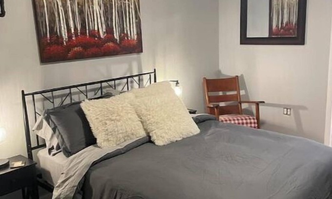 Morse Park Apartment | 10 Aspen Vintage Motel-EV Charge Available