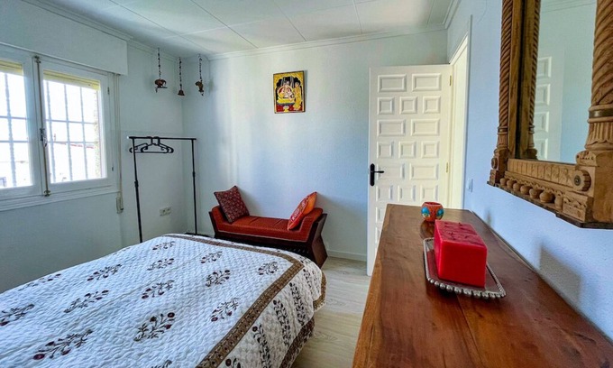 San Fulgencio Bed & Breakfast | 10 minutes to the beach! Double room with garden view in quiet B&B Costa Blanca