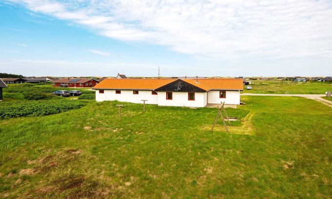 Vrist Strand House | 10 person holiday home in Harboøre-By Traum