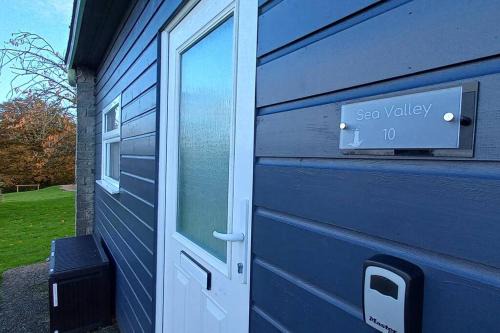 Bucks Cross Apartment | 10 Sea Valley